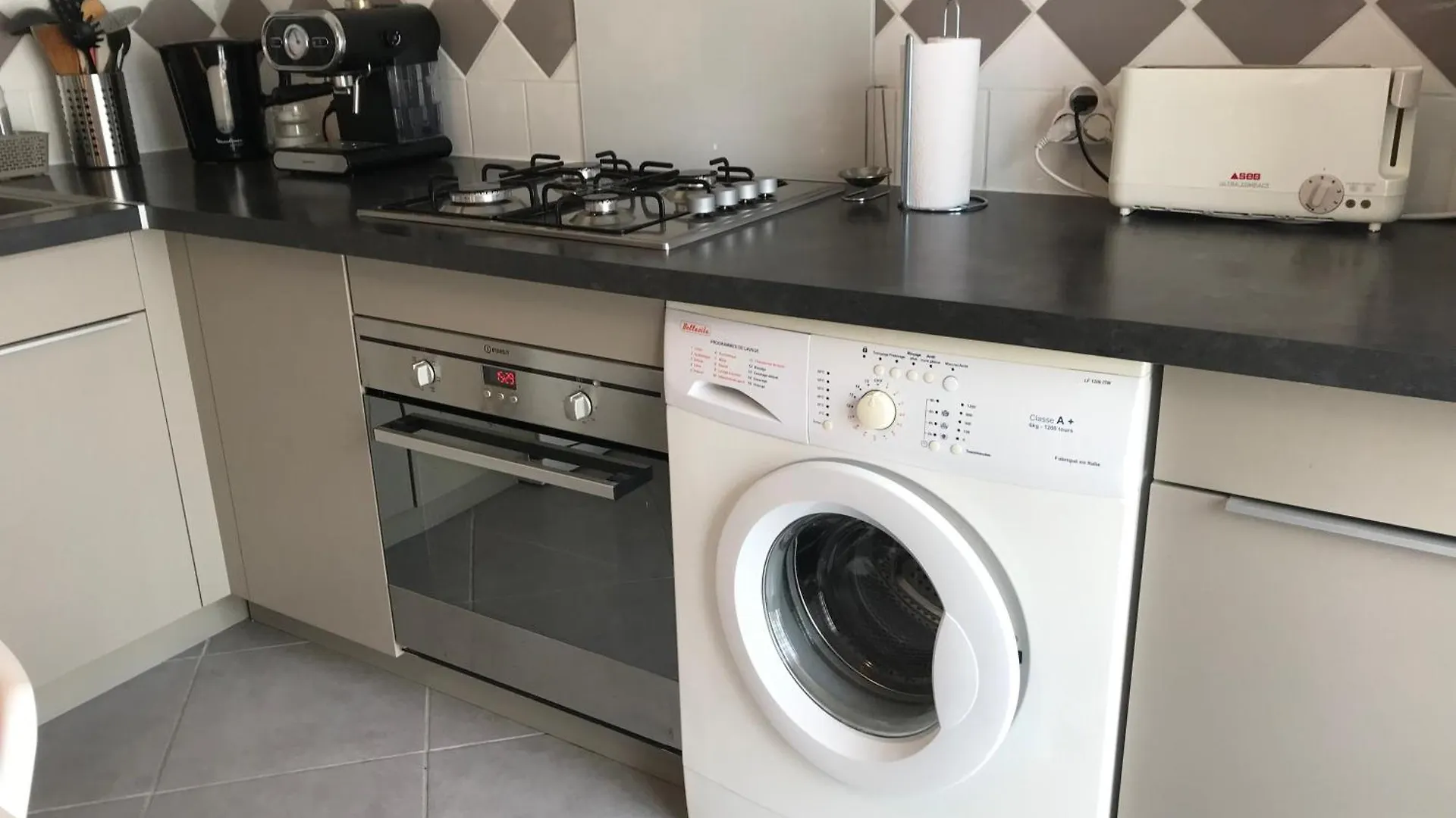 Holiday home Logement Calme Et Chaleureux Dans Villa Evenos France